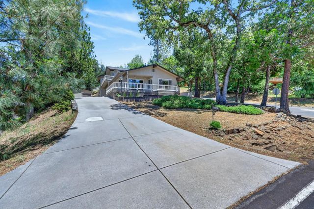12096 Poplar Rd, Auburn, CA 95602