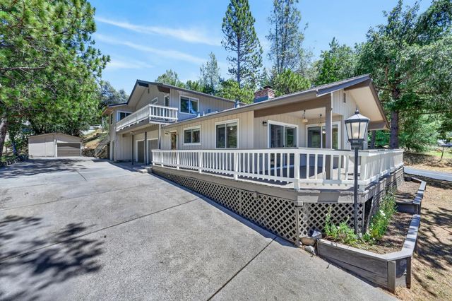 12096 Poplar Rd, Auburn, CA 95602