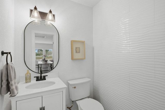 1904 Lakeway BLVD, Lakeway, TX 78734