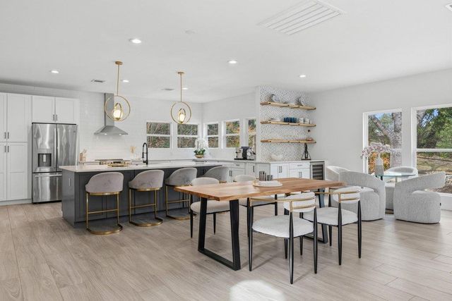 1904 Lakeway BLVD, Lakeway, TX 78734