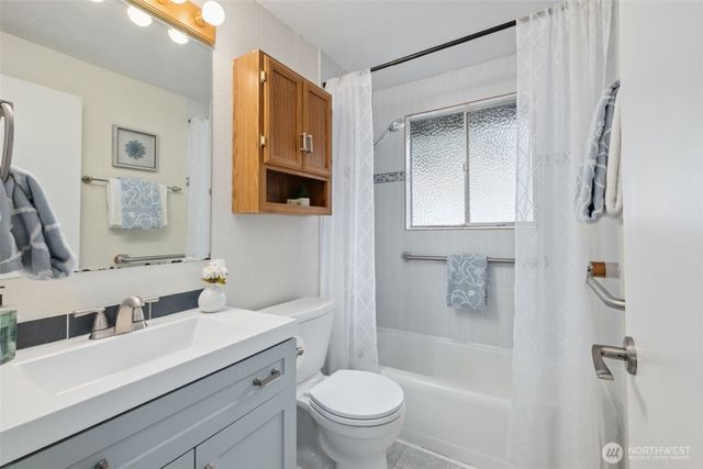 3315 S 269th Street, Kent, WA 98032