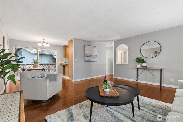 3315 S 269th Street, Kent, WA 98032