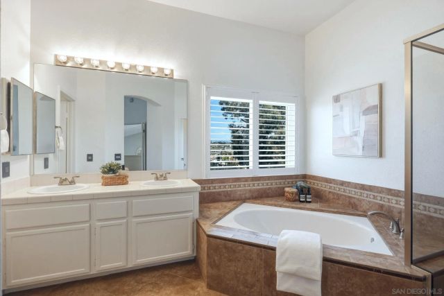 1642 Lisbon Place, Escondido, CA 92029