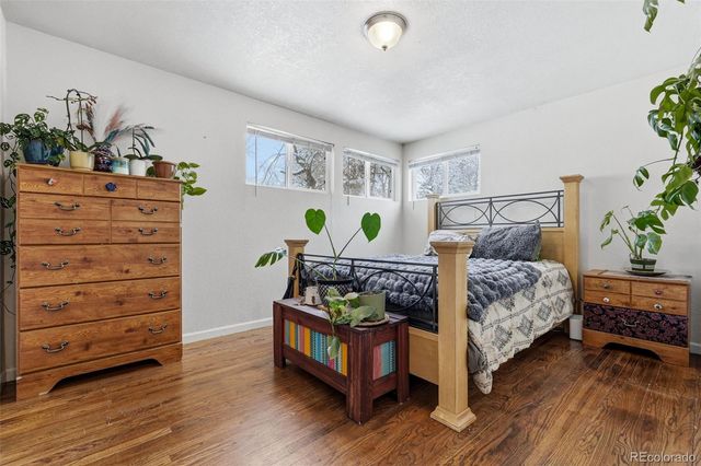 10045 W 8th Place, Lakewood, CO 80215