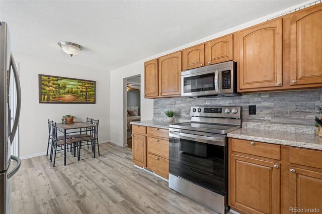 10045 W 8th Place, Lakewood, CO 80215