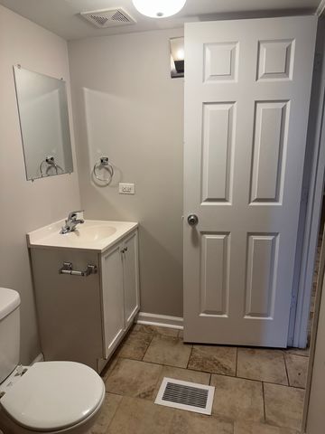 5125 W 101st Street, Oak Lawn, IL 60453