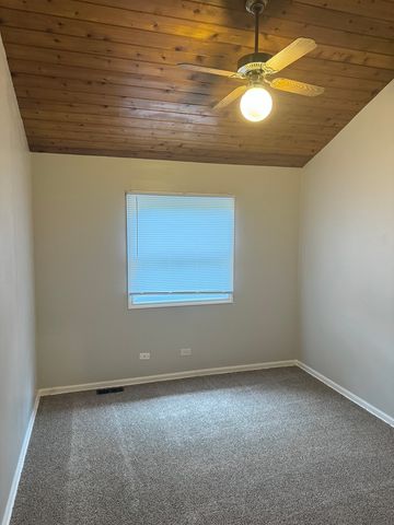 5125 W 101st Street, Oak Lawn, IL 60453