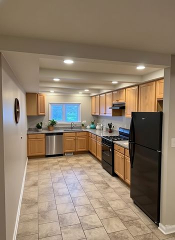 5125 W 101st Street, Oak Lawn, IL 60453