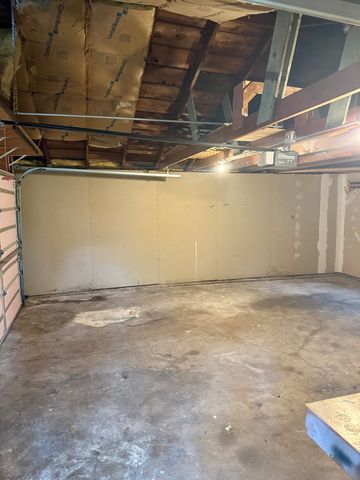 5125 W 101st Street, Oak Lawn, IL 60453