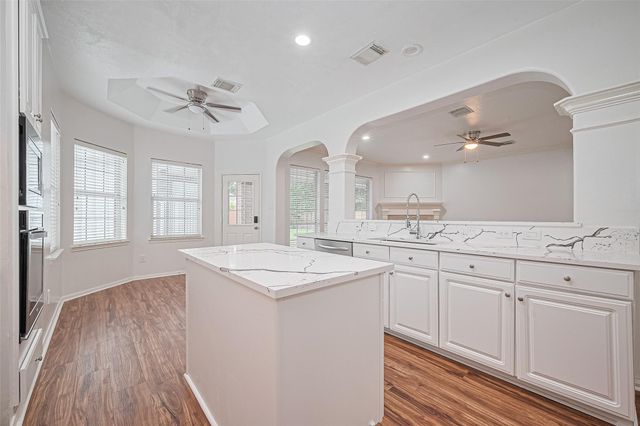 2927 Cambry Crossing Court, Katy, TX 77494