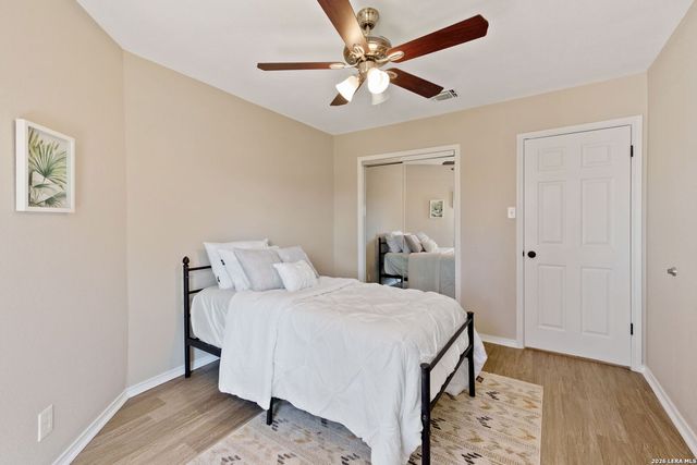 9807 SUGARLOAF DR, San Antonio, TX 78245