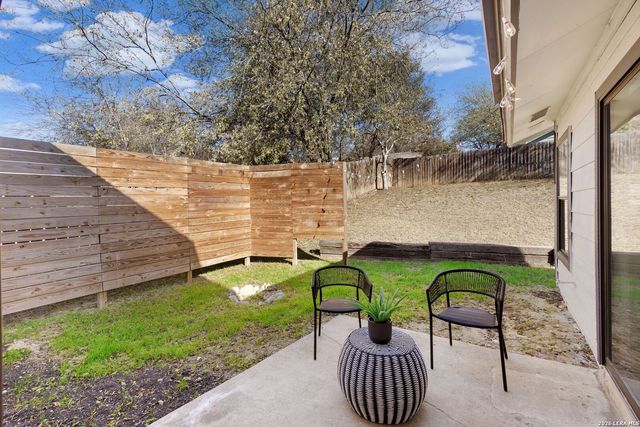 9807 SUGARLOAF DR, San Antonio, TX 78245