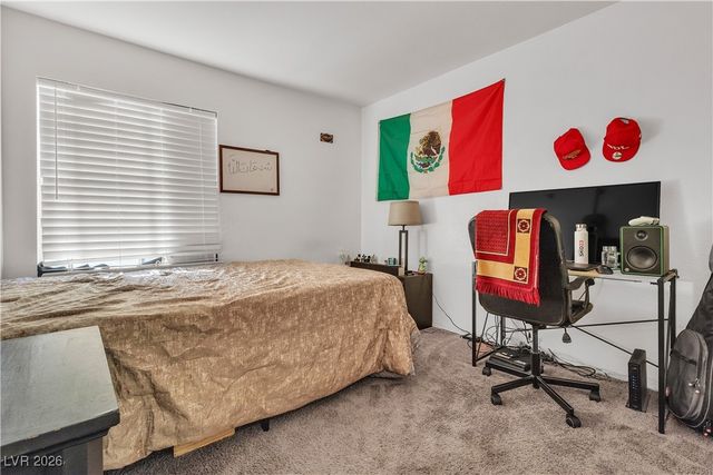 1923 Casa Verde Drive, North Las Vegas, NV 89031