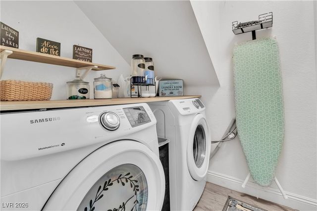 1923 Casa Verde Drive, North Las Vegas, NV 89031