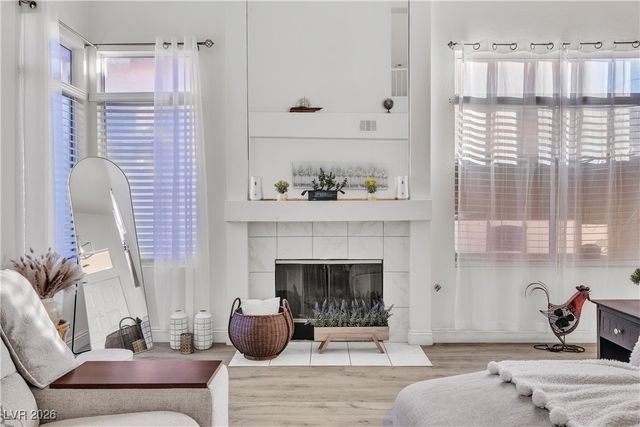 1923 Casa Verde Drive, North Las Vegas, NV 89031