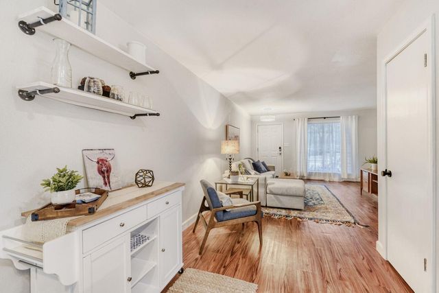 1912 Lightsey RD 6, Austin, TX 78704