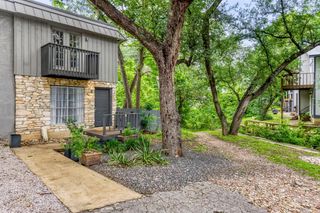 1912 Lightsey RD 6, Austin, TX 78704
