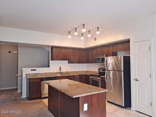 1920 E BELL Road 1114, Phoenix, AZ 85022