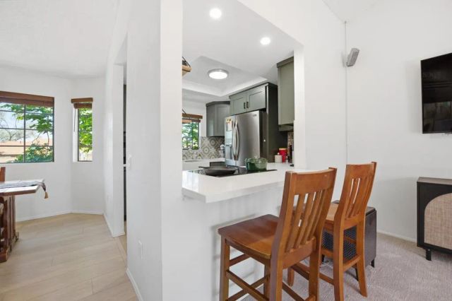 2815 New Castle Way, Carlsbad, CA 92010