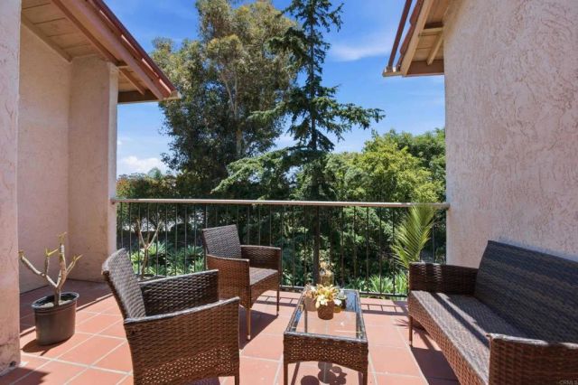 2815 New Castle Way, Carlsbad, CA 92010