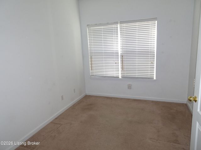 9106 Hawthorne Pointe Dr UNIT 102, Louisville, KY 40272