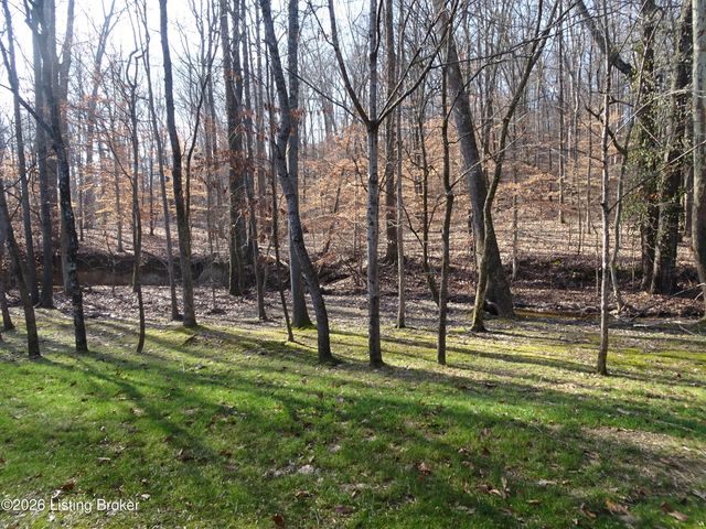 9106 Hawthorne Pointe Dr UNIT 102, Louisville, KY 40272