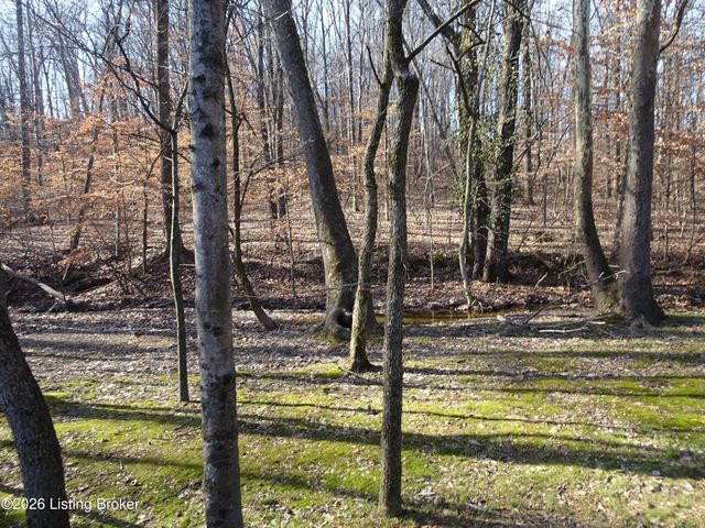 9106 Hawthorne Pointe Dr UNIT 102, Louisville, KY 40272