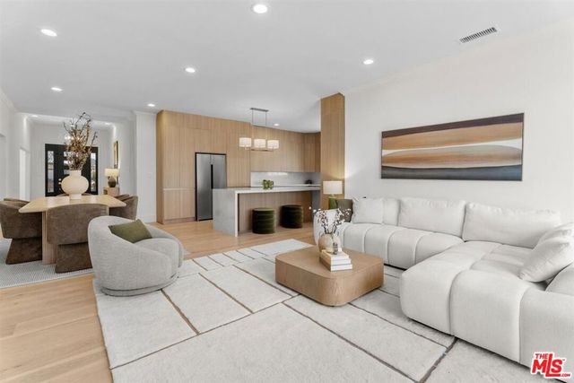 5845 W 74th Street, Los Angeles, CA 90045