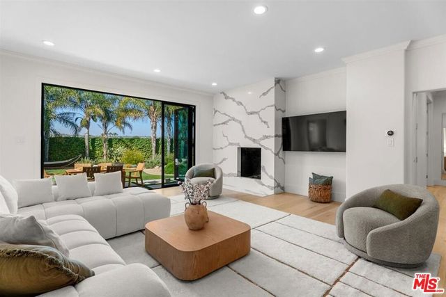 5845 W 74th Street, Los Angeles, CA 90045
