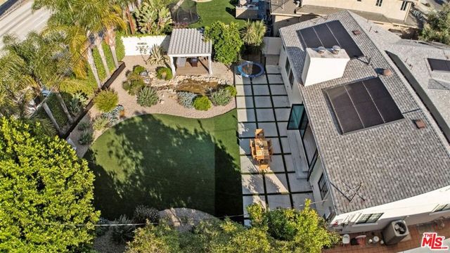 5845 W 74th Street, Los Angeles, CA 90045