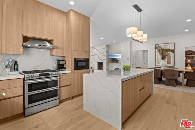 5845 W 74th Street, Los Angeles, CA 90045