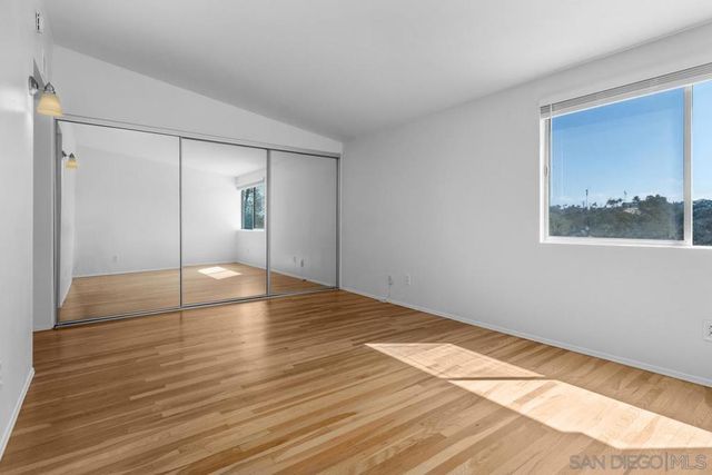 5710 Ferber St, San Diego, CA 92122