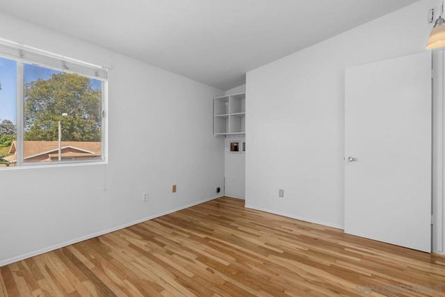 5710 Ferber St, San Diego, CA 92122