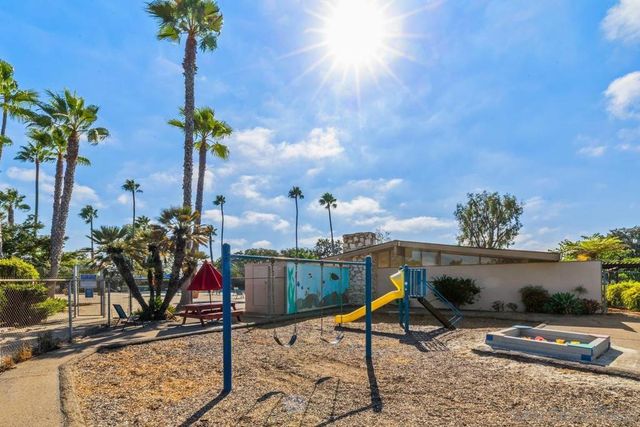 5710 Ferber St, San Diego, CA 92122