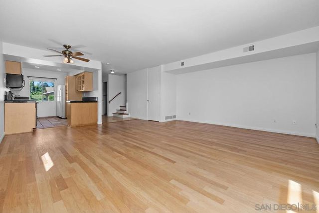 5710 Ferber St, San Diego, CA 92122