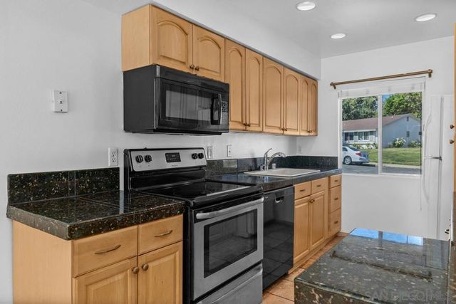 5710 Ferber St, San Diego, CA 92122