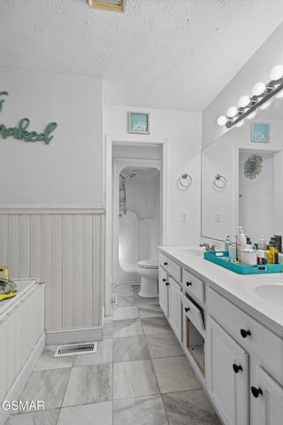 1210 Green Acres Drive, Newport, TN 37821