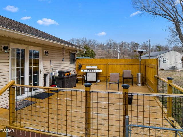 1210 Green Acres Drive, Newport, TN 37821