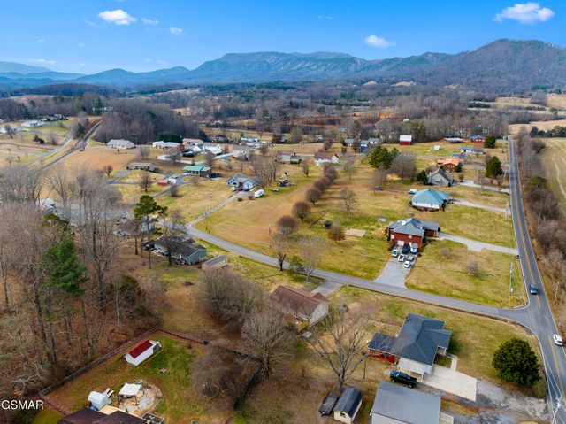 1210 Green Acres Drive, Newport, TN 37821