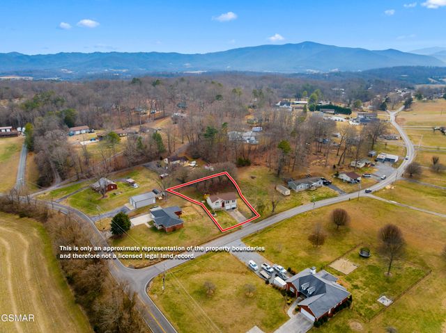 1210 Green Acres Drive, Newport, TN 37821