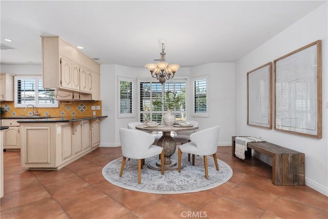 986 Post Road, Costa Mesa, CA 92626