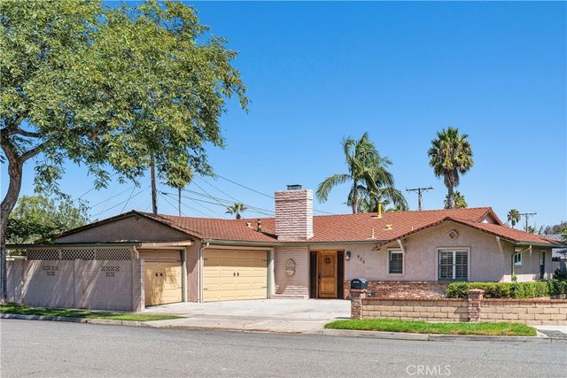 986 Post Road, Costa Mesa, CA 92626