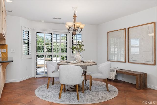 986 Post Road, Costa Mesa, CA 92626