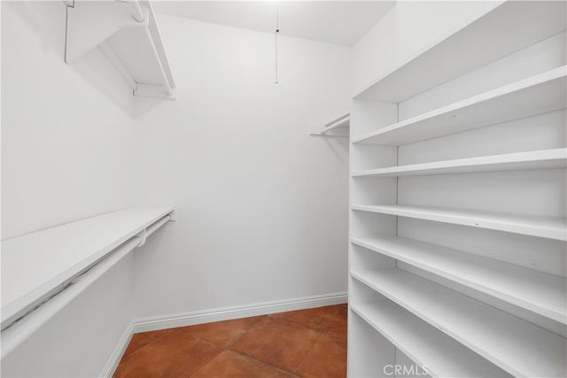 986 Post Road, Costa Mesa, CA 92626