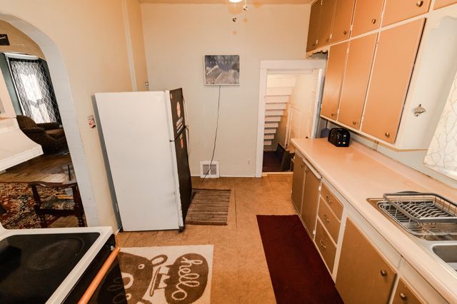 1026 Riehl Street, Waterloo, IA 50703