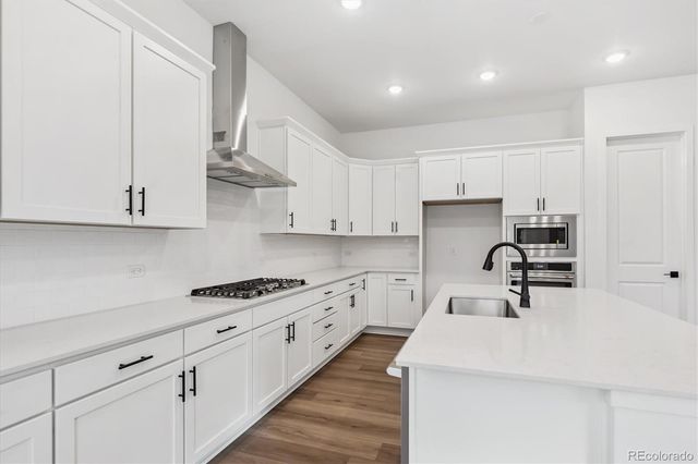 3813 Emerald Shore Circle, Loveland, CO 80538