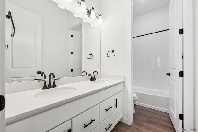 3813 Emerald Shore Circle, Loveland, CO 80538