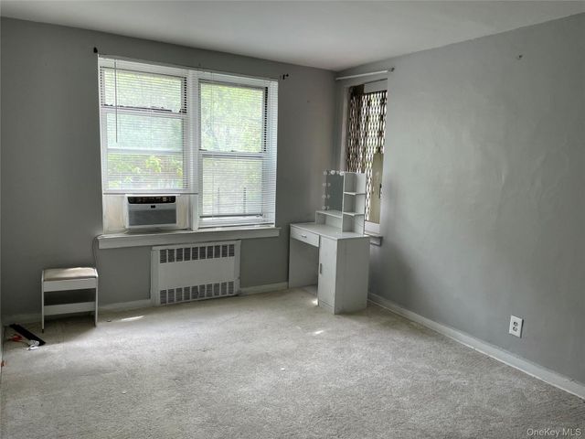 65-15 Yellowstone Boulevard 2C, Forest Hills, NY 11375