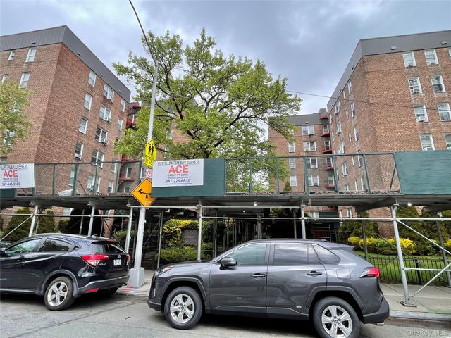 65-15 Yellowstone Boulevard 2C, Forest Hills, NY 11375