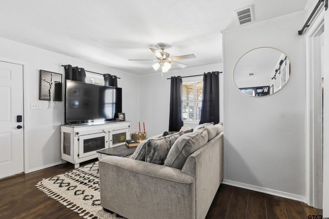 1775 CR 1342, Pittsburg, TX 75686